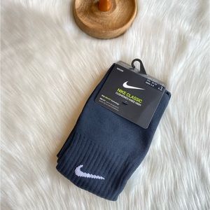 NWT Nike Black Socks Size Small
